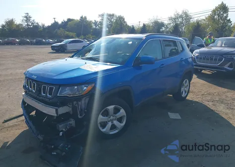 2018 Jeep Compass Latitude 4X4 from USA, damaged, VIN 3C4NJDBB0JT349379